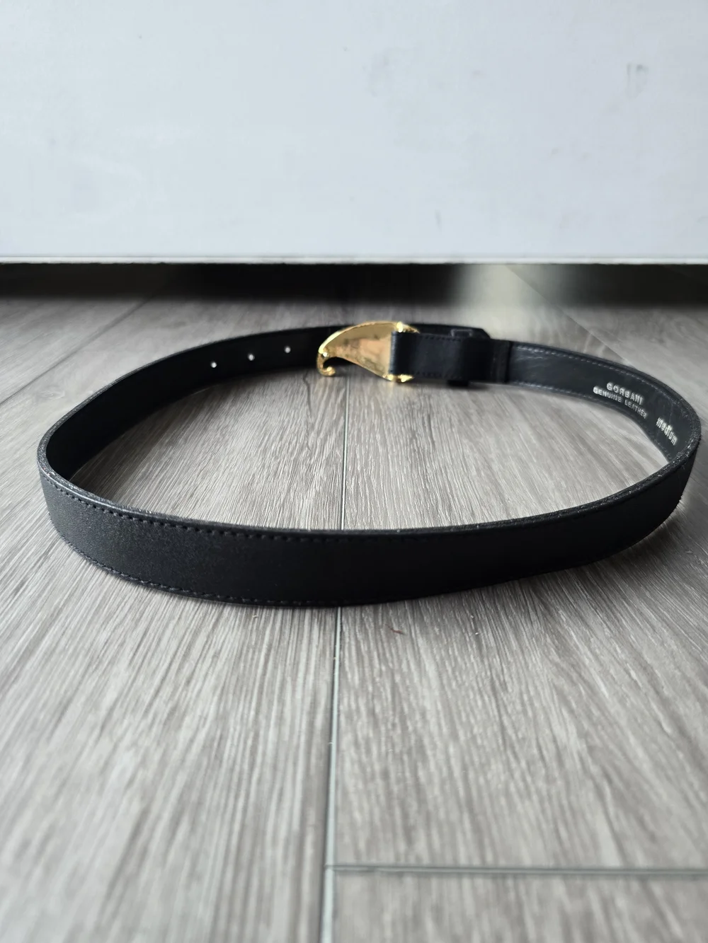 Vintage Gorbani Black Leather Belt Gold Paisley Hook Buckle Statement Sz M 90s